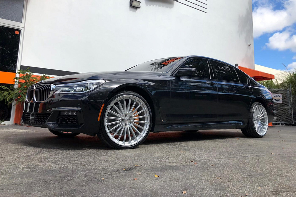  BMW 7 Series with TSW Turbina